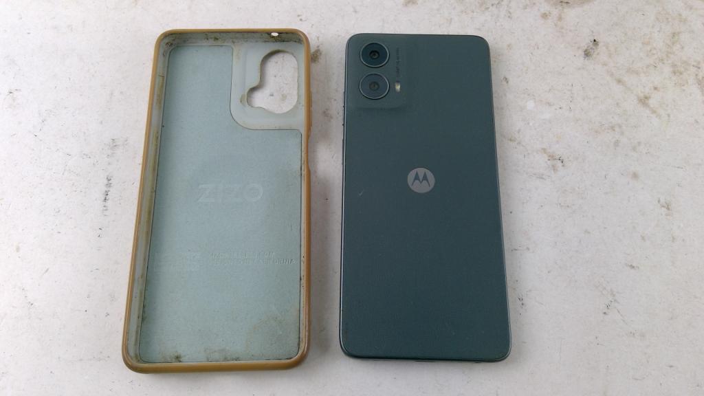 Motorola Smartphone, Google Account Locked, Sold For Parts
