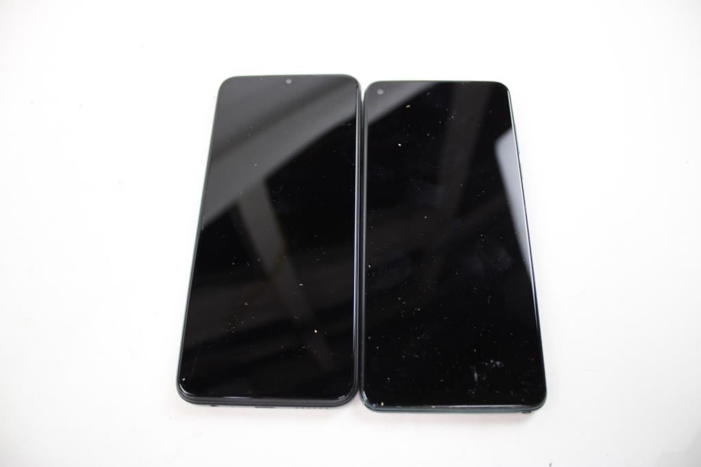 Motorola & T-Mobile Cell Phone Lot, 2 Pieces, Sold For Parts