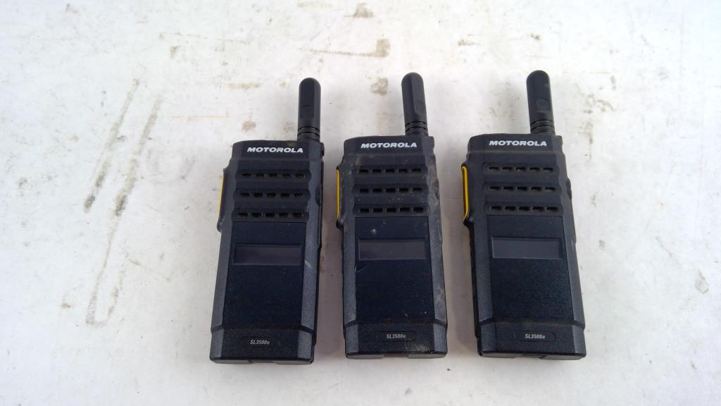 Motorola Walkie Talkies 3 Pieces