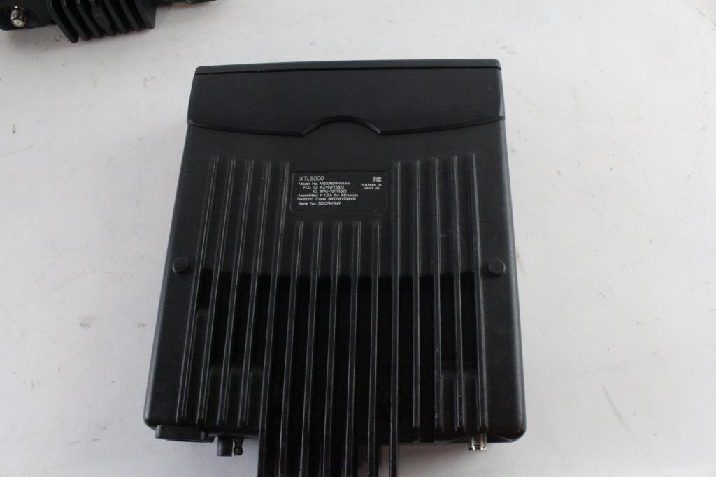 Motorola XTL 5000 Two Way Radio, 3 Pieces | Property Room