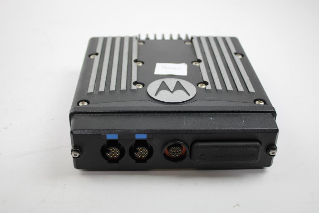 Motorola XTL2500 Car Stereo With Head Unit