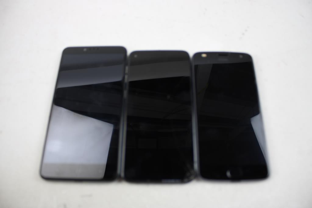 Motorola, ZTE Cell Phone Lot, 3 Pieces, Sold For Parts