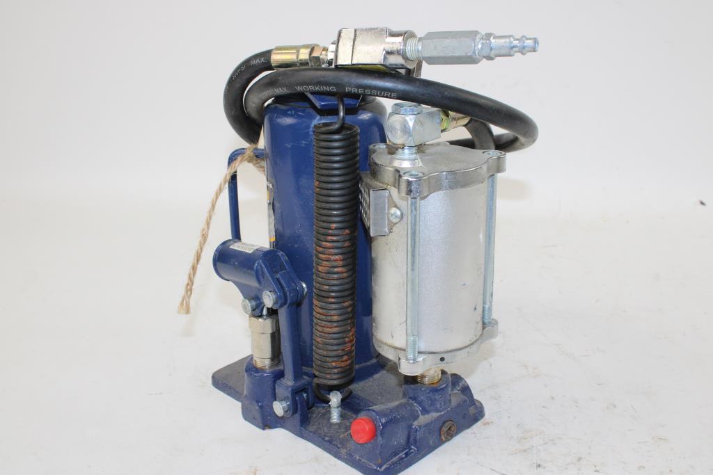 NAPA Lifting Equipment Bottle Jack / Air Assist 12 Ton 7912300