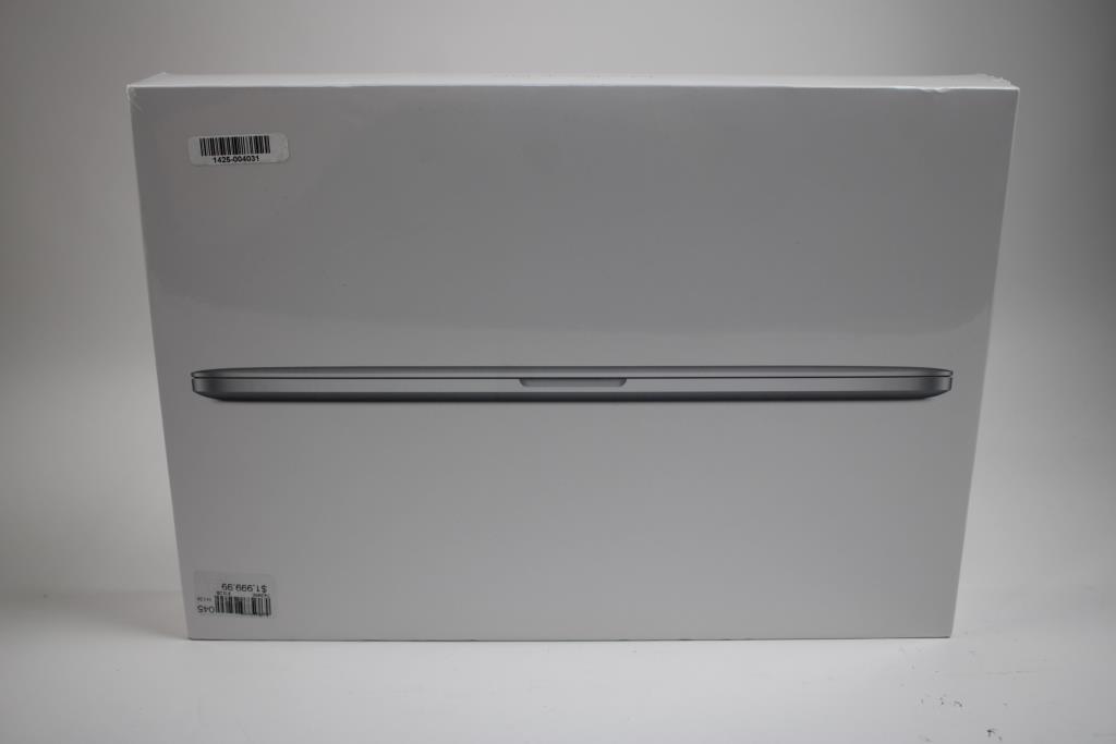 New Apple Macbook Pro 15"  High-Performance Notebook With Retina Display