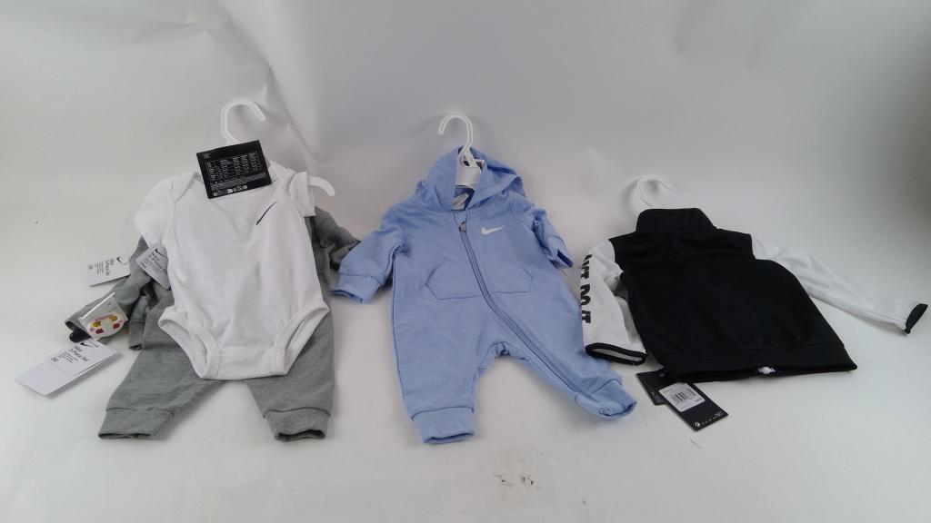 Nike 3 Piece Set And More 5+ Pieces