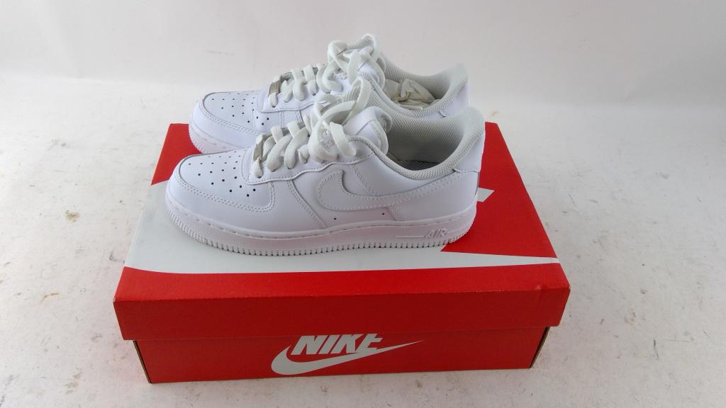 Nike Air Force 1 Low '07 Womens Shoes Size 7