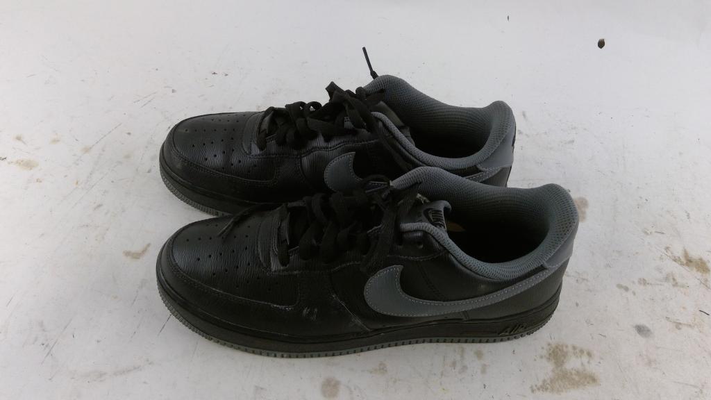 Nike Air Force 1 Mens Shoes Size 12.5
