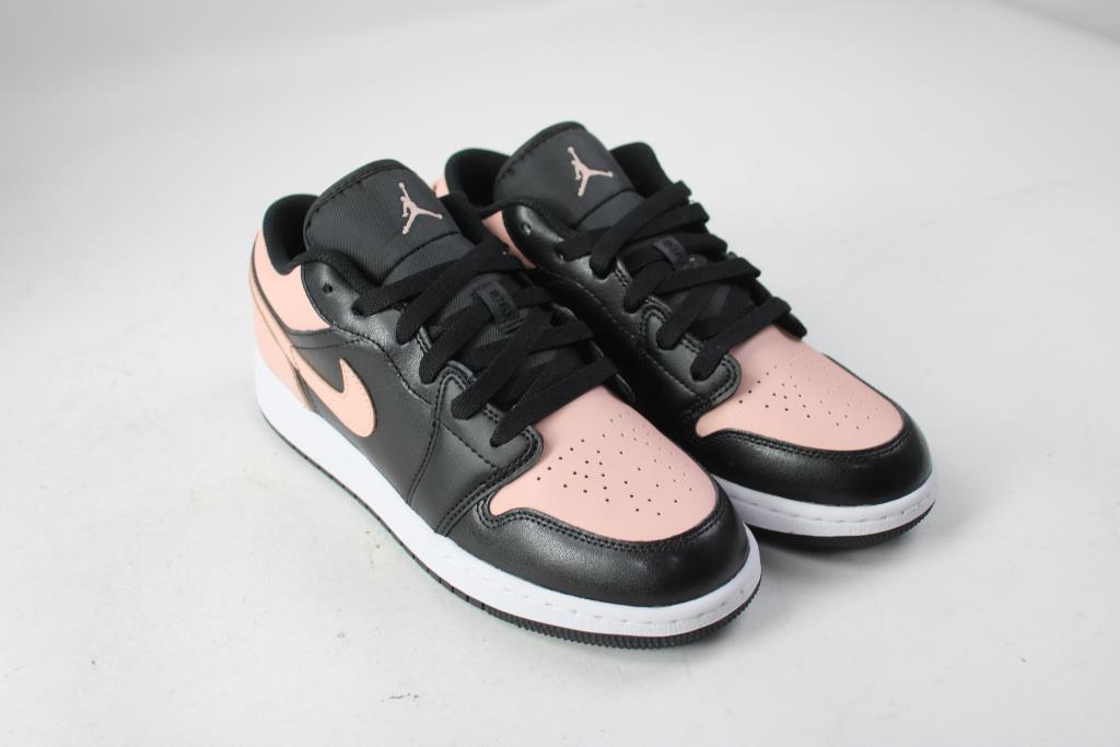 Nike Air Jordan 1 Low, Size 6 Youth