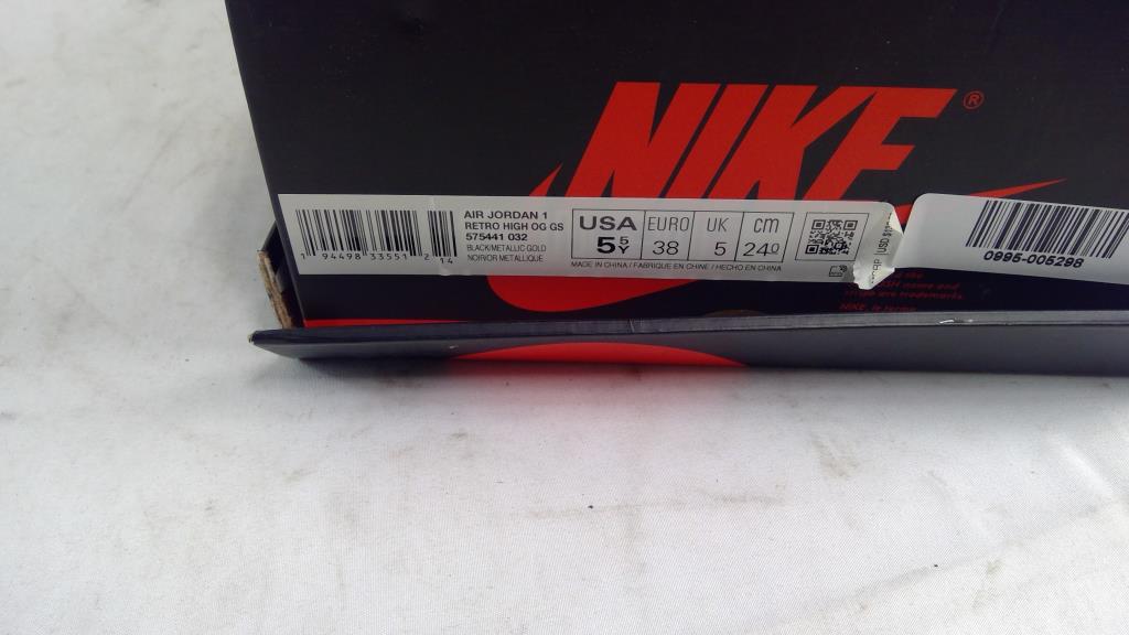 size 5.5 jordan 1 high