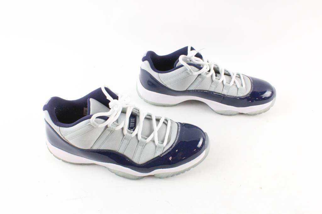 Nike Air Jordan 11 Retro Low 