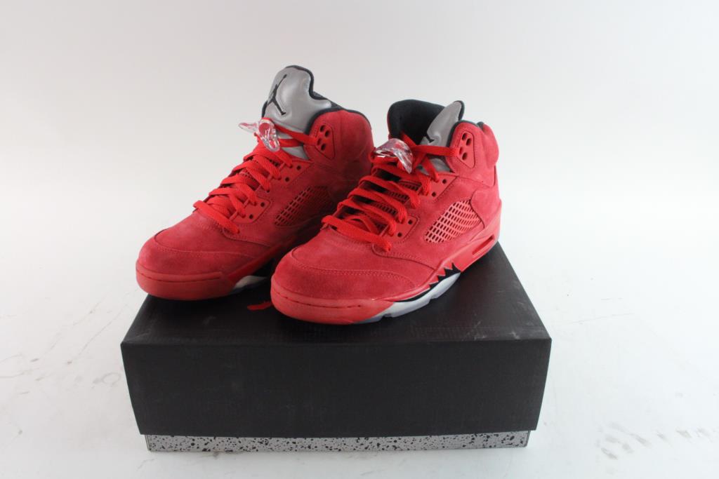 mens nike size 9