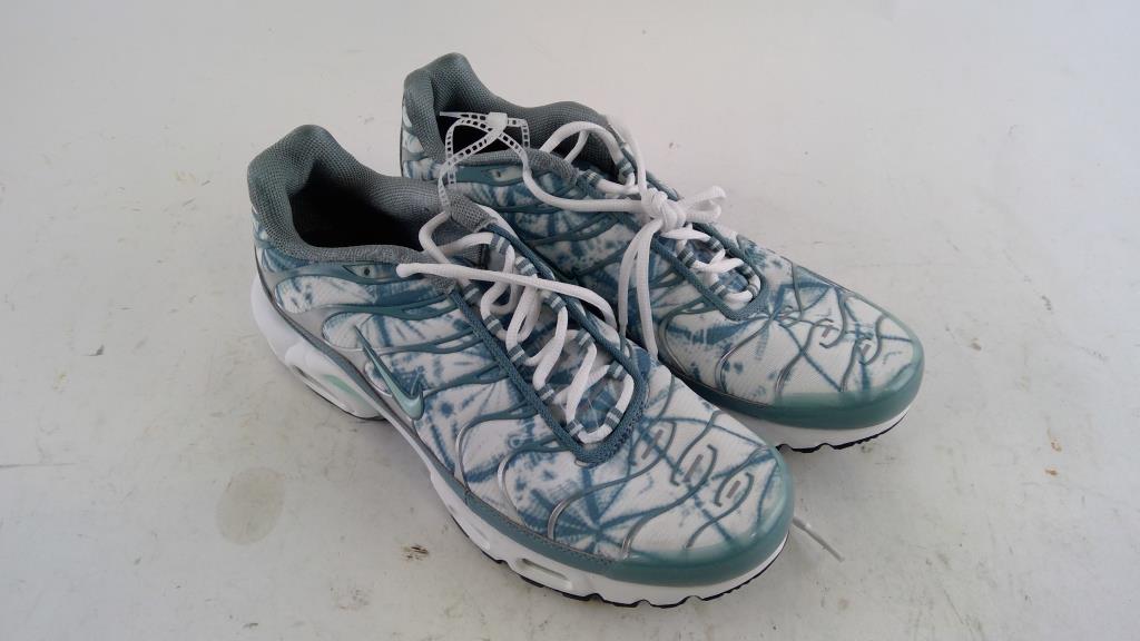 Nike Air Max Plus White Waterway Mens Shoes Size 11