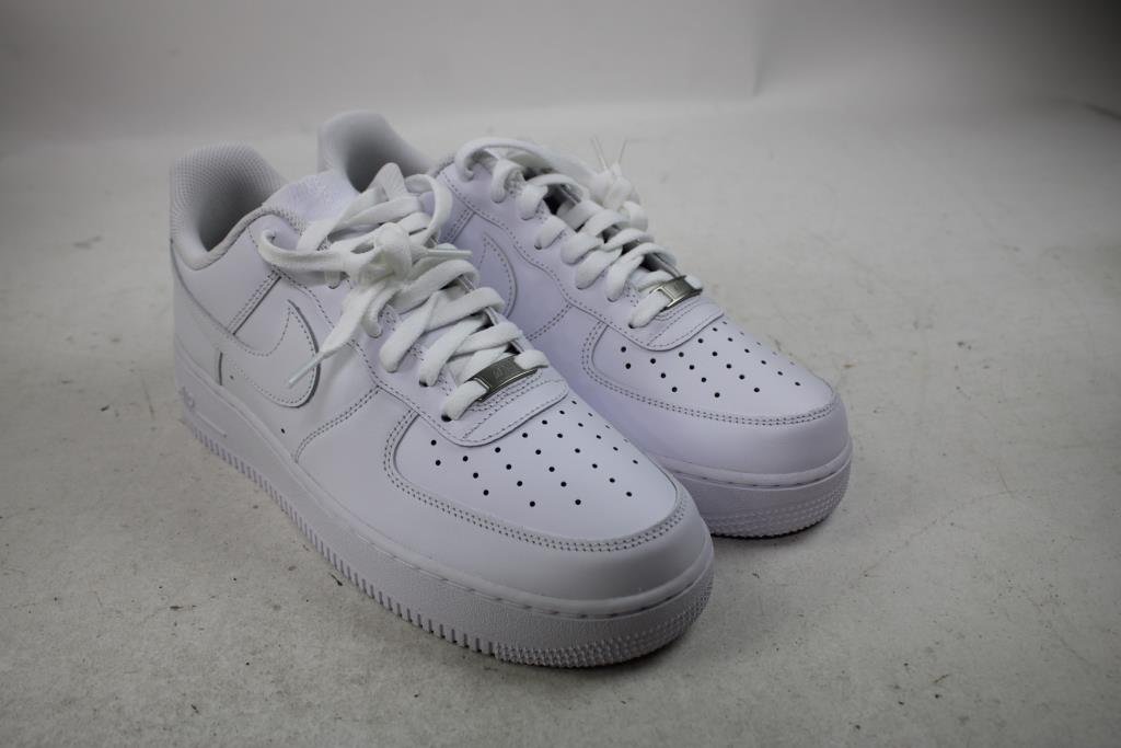 Nike Airforcce, Men Size 10, Women Size 11.5