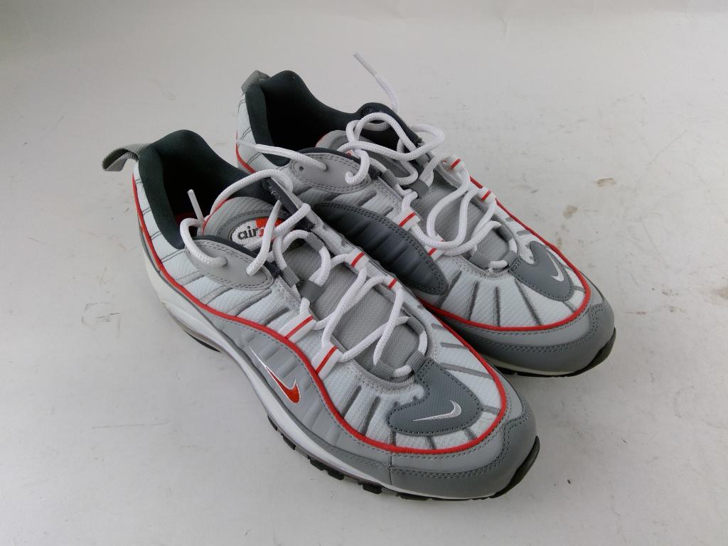 Nike Airmax 98 Mens Shoes Size 10