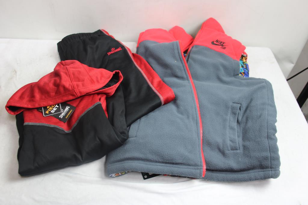 Nike And More Clothing Lot, 7  Pieces