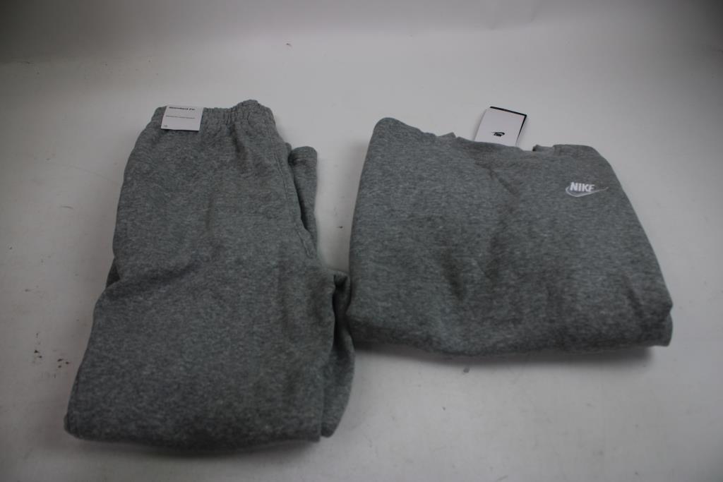 Nike Girls' Sportwear Club Fleece Sweatshirt And Sweatpants, Medium, 2 Pieces