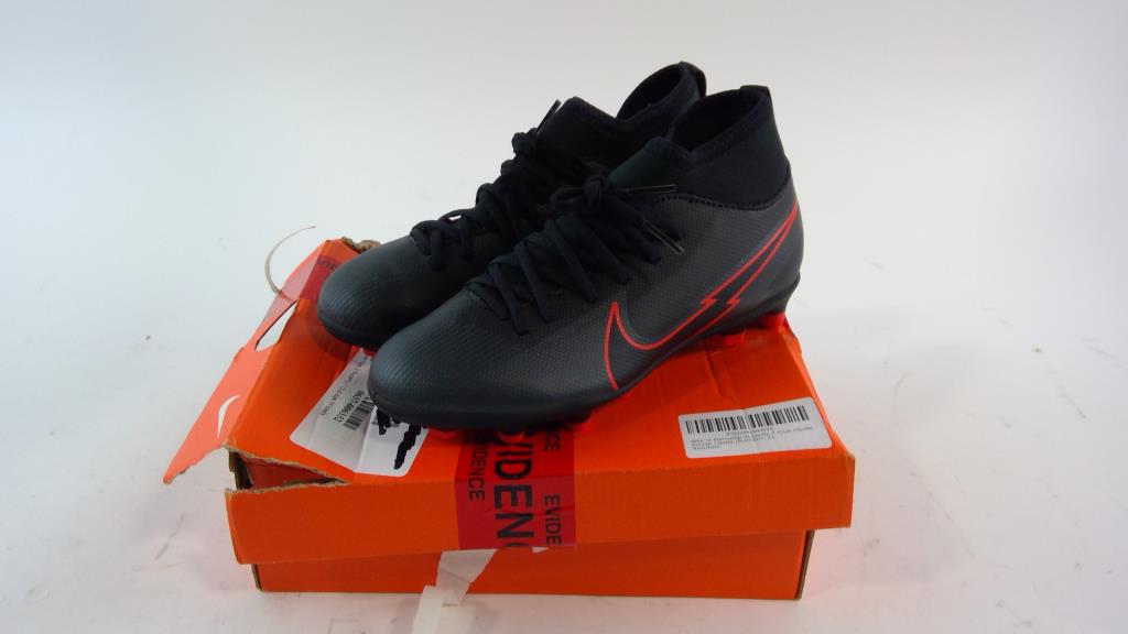 childrens nike cleats