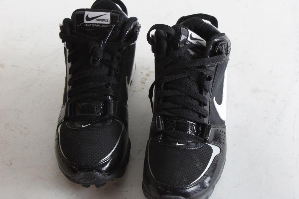 Nike Land Shark Legacy Mens Football Cleats, Size 8 Property Room