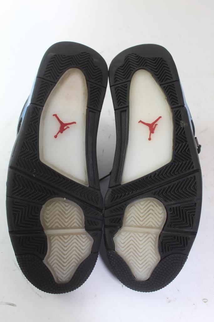 size 10 men's nike air jordan iv shoes