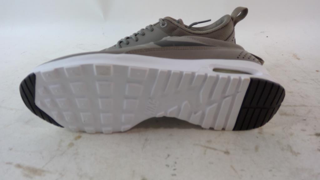 mens nike running shoes size 7