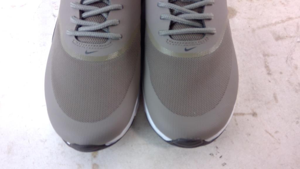 mens nike running shoes size 7
