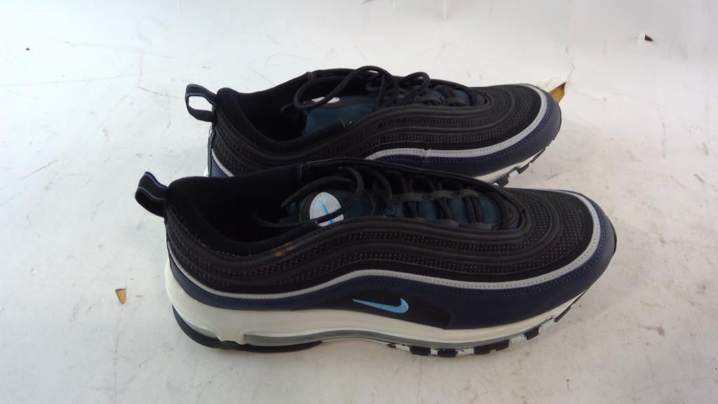 mens nike shoes size 11