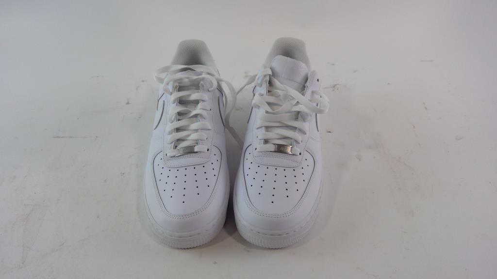 mens nike shoes size 11