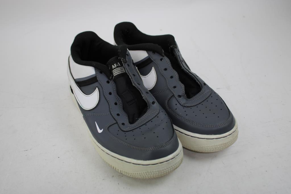 Nike Men's Size 9, 10 Sneakers, Boys' Size 7Y Sneakers Bulk Lot, 3 Pieces