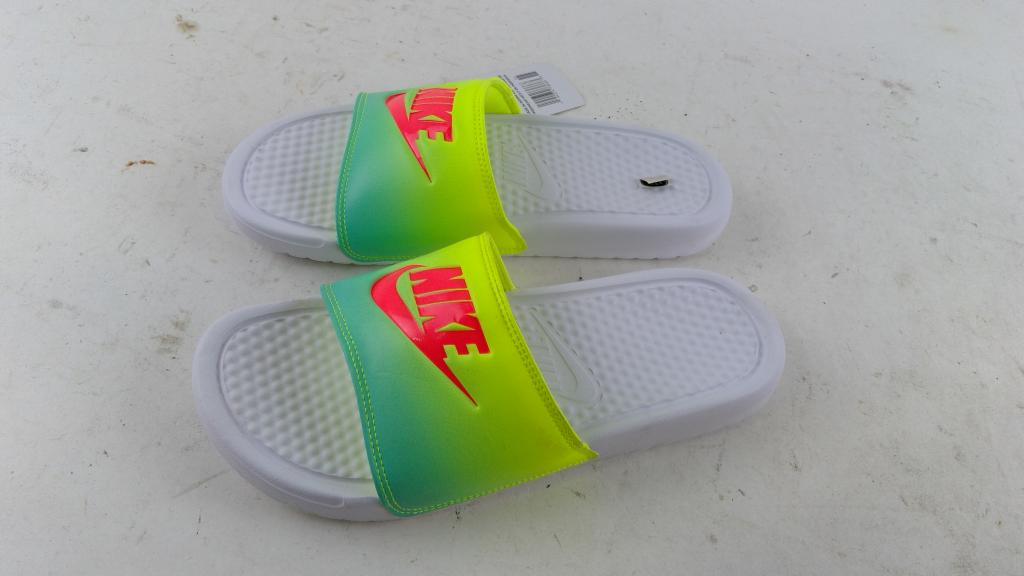 Nike Mens Slides Size 8