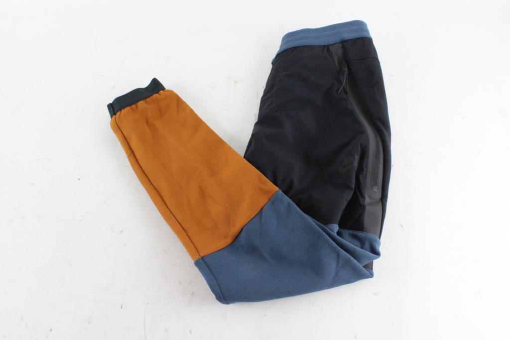 nike fleece cuffed joggers