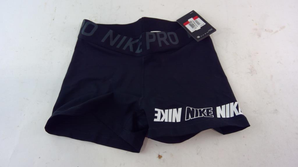 Nike Pro Size L