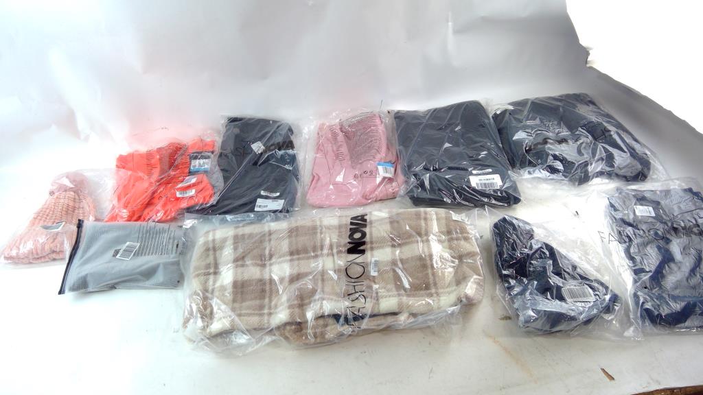 Nike Shirt And More 10+ Pieces