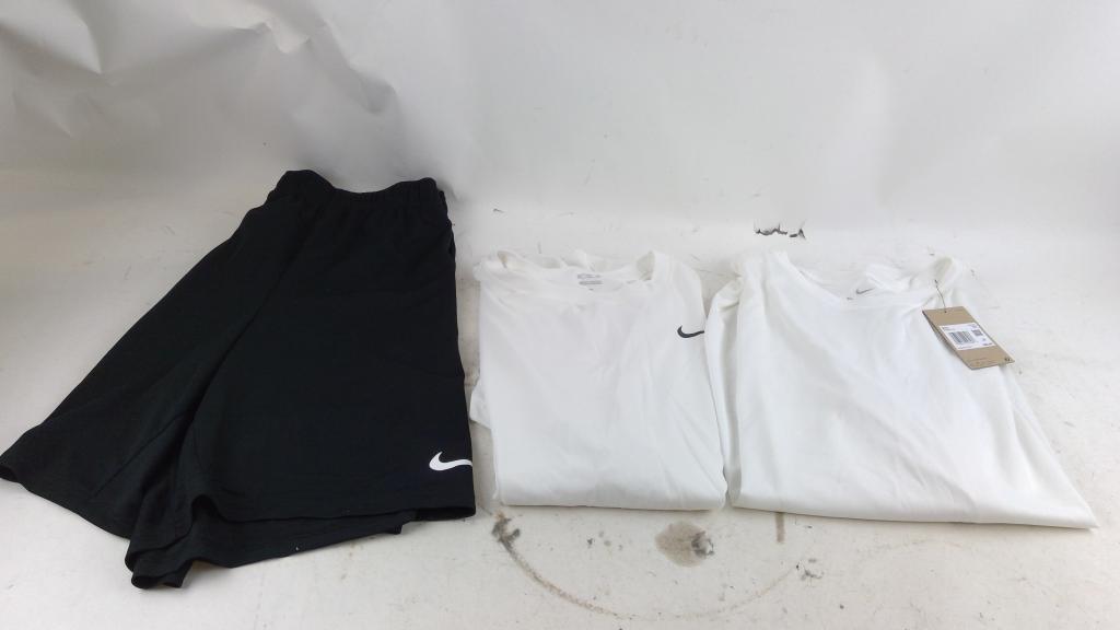 Nike Shirt And More 3 Pieces