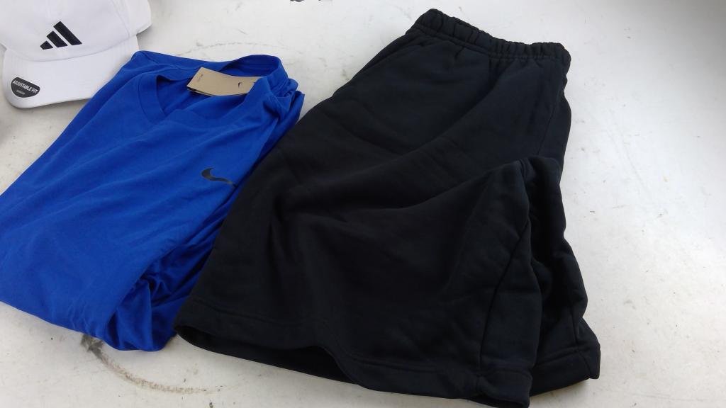 Nike Shirt And More 5+ Pieces