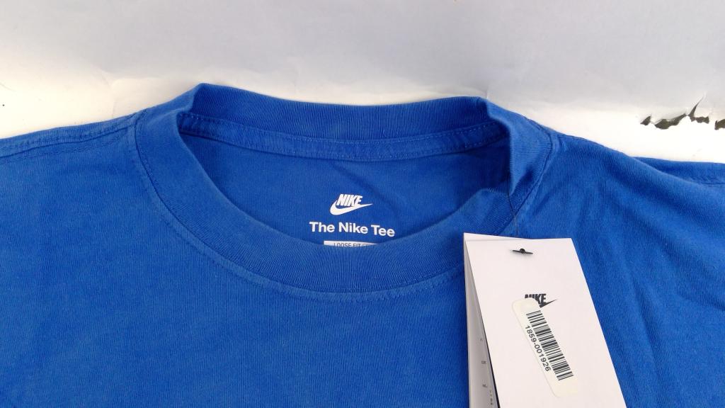 Nike Shirt Size L