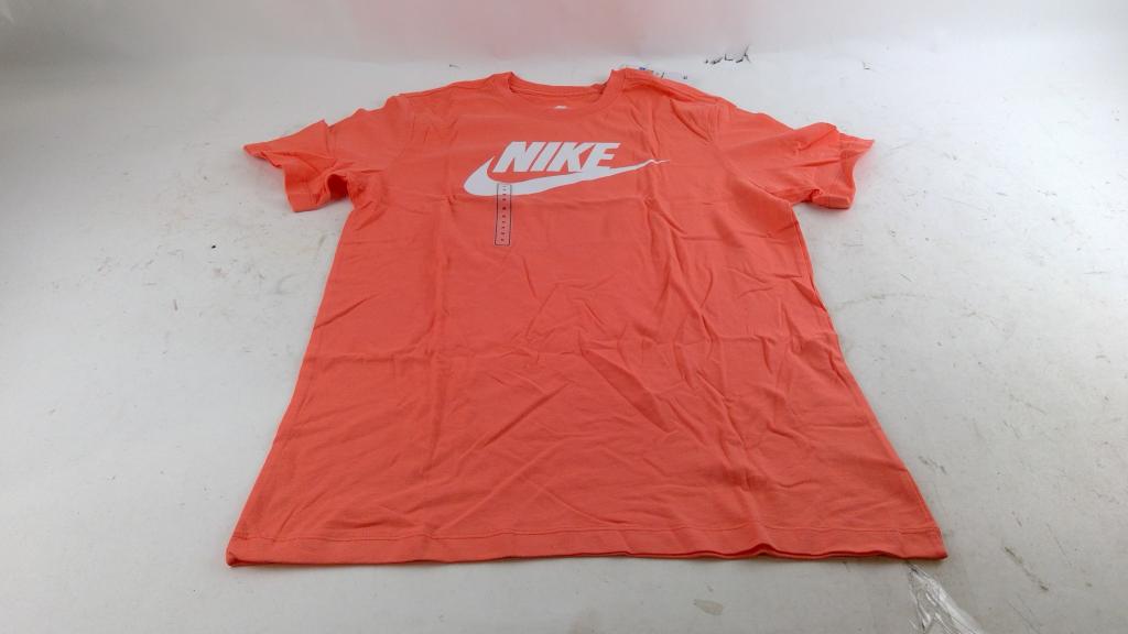 Nike Shirt Size M