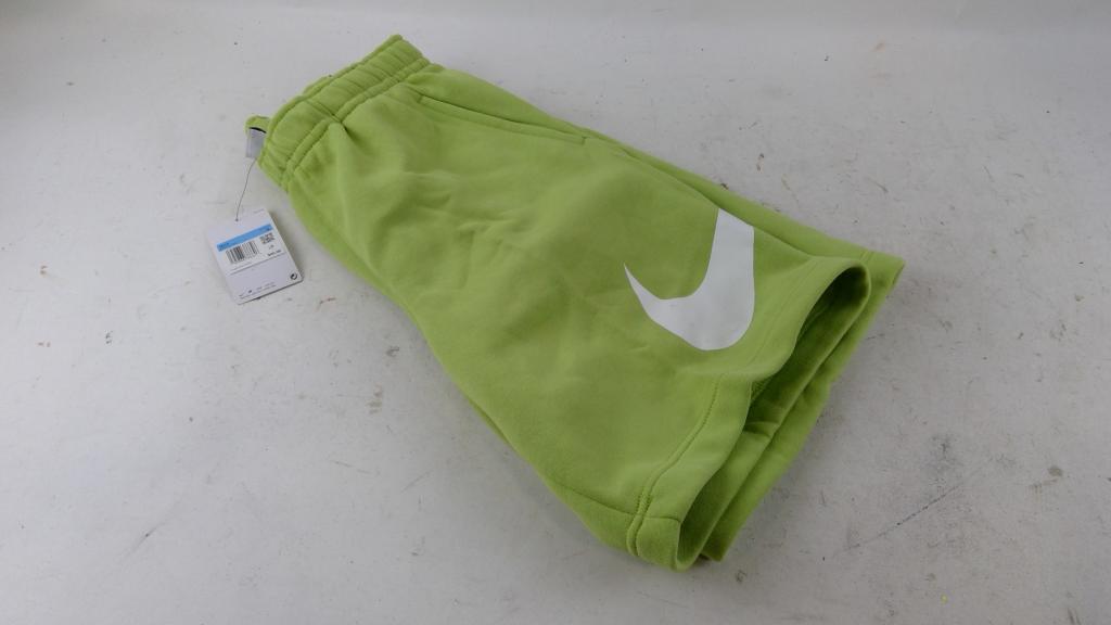 Nike Shorts Size M