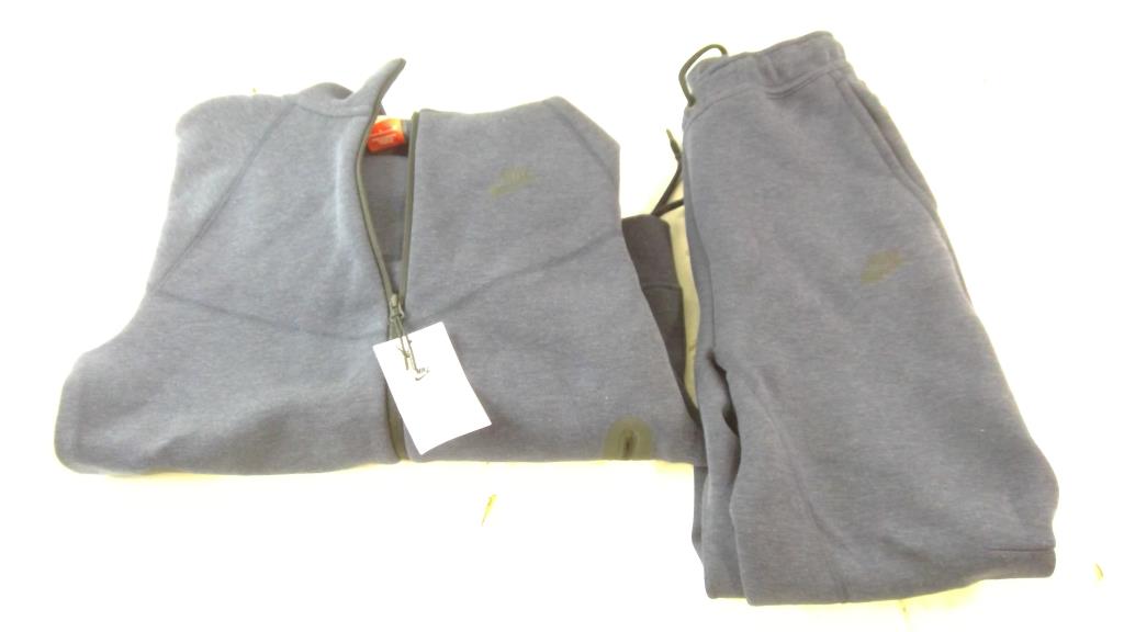 mens nike tech set