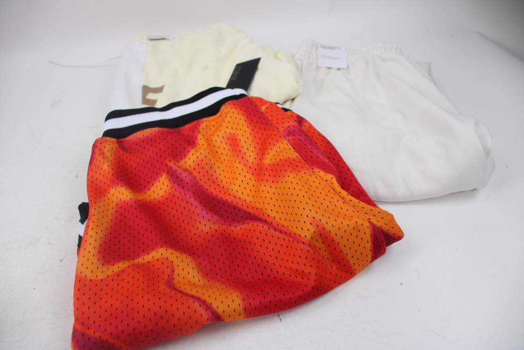 Nike, The North Face, CSG Clothing Lot, 10 Pieces