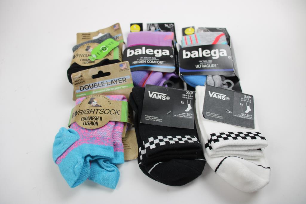 Nike, Vans, Bombas, Birkenstock, And More Socks, 11 Pieces