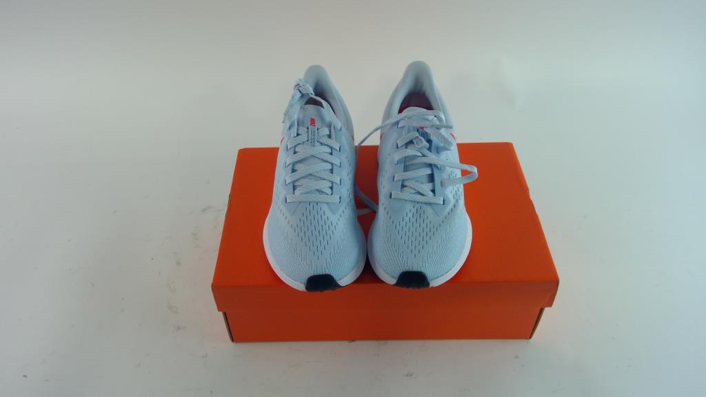 Chaussures Femme Taille 7 US - Marque Baker's, Occasion, Couleur Verte, Bout Ouvert