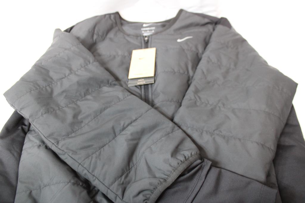 Nike's Woman's Therma-Fit Running Jacket Size Medium