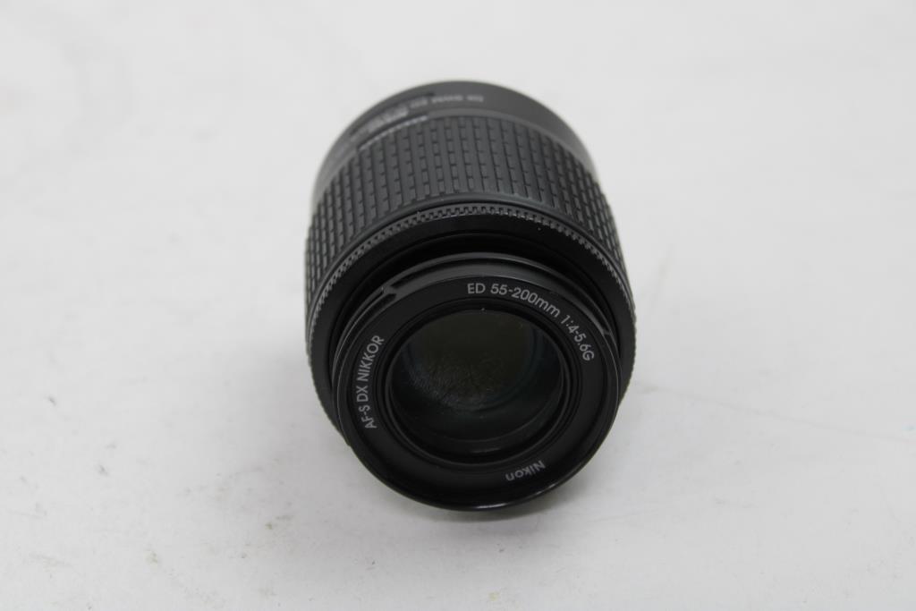 Nikon AF-S DX Nikkor Lens ED 55-200mm 1:4-5.6G