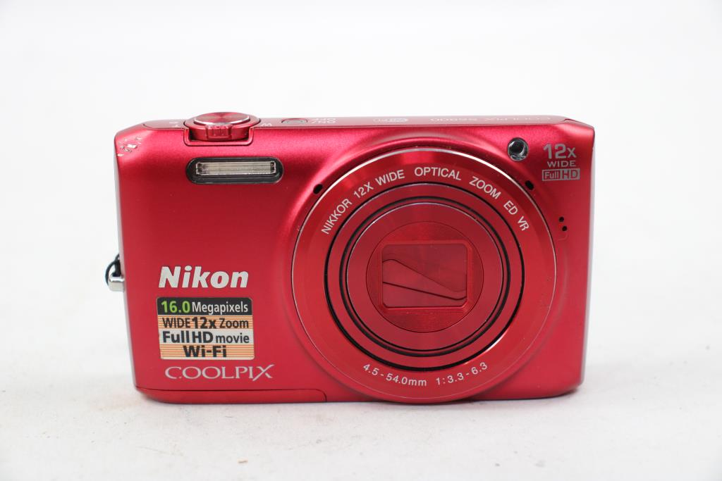 Nikon Coolpix 12x Wide 16 Megapixeles