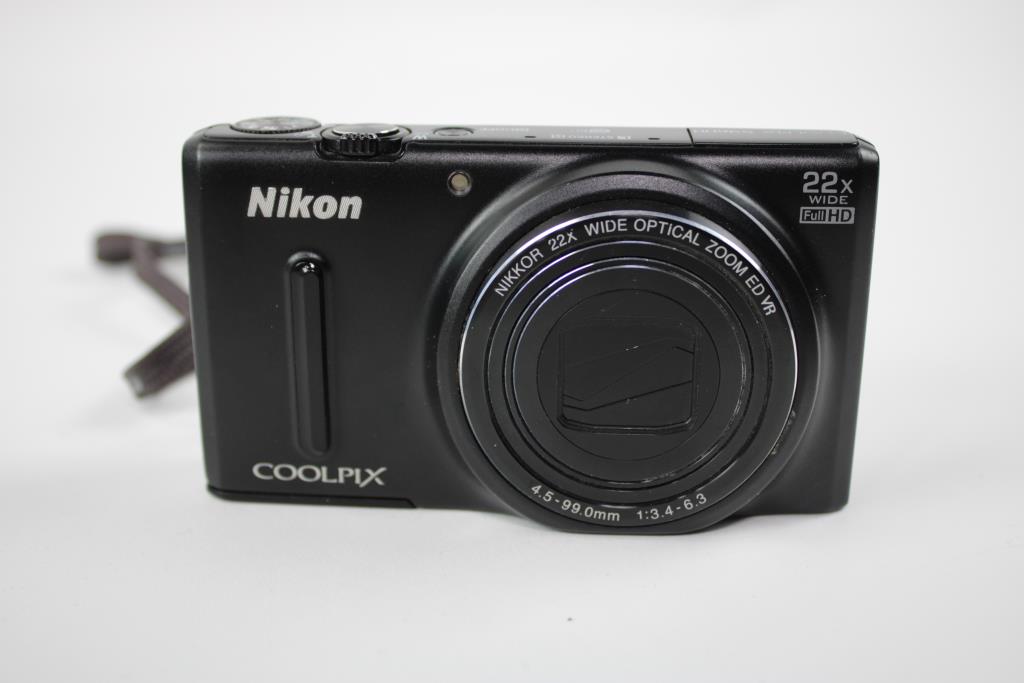 Nikon Cooplix S9600 Digital Camera 16 MP