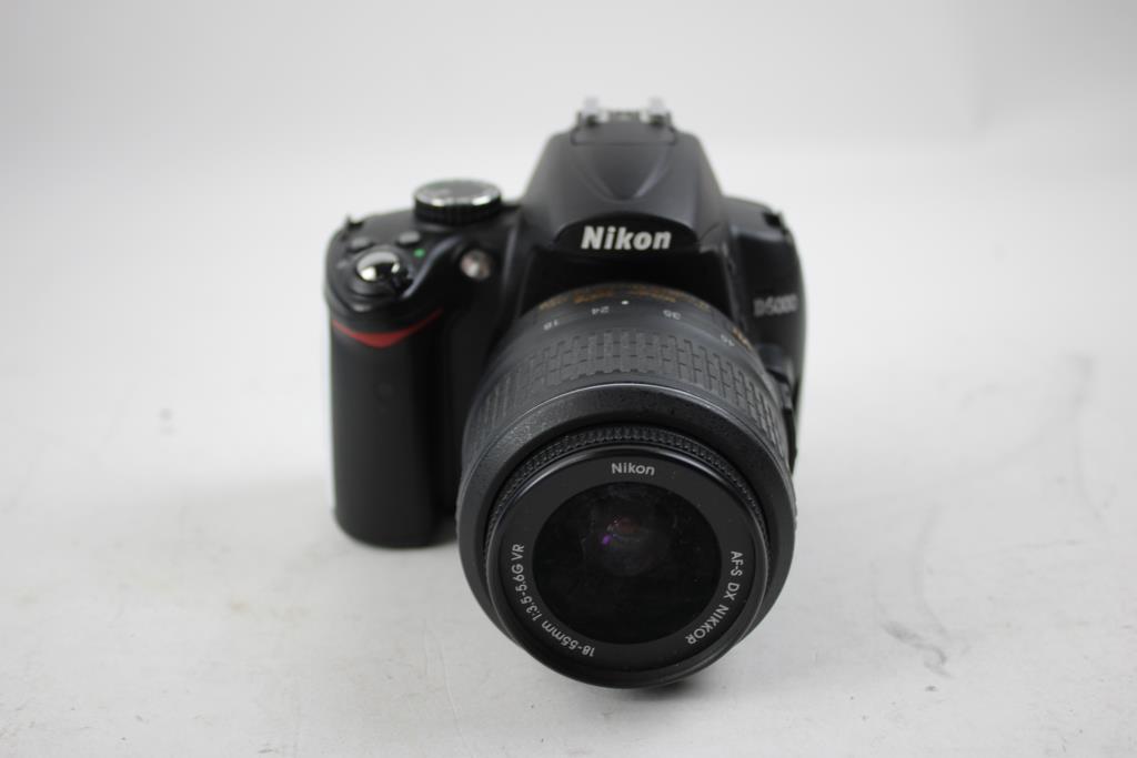 Nikon D5000 DSLR Digital Camera