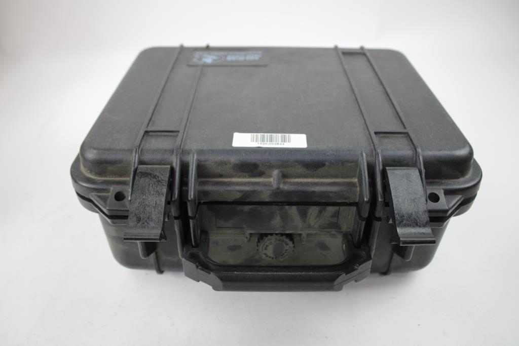 Nikon D5300 Digirtal Camera With Pelican 1400 Case