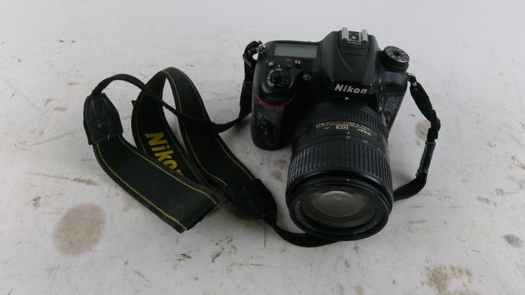 Nikon D7200 SLR Camera