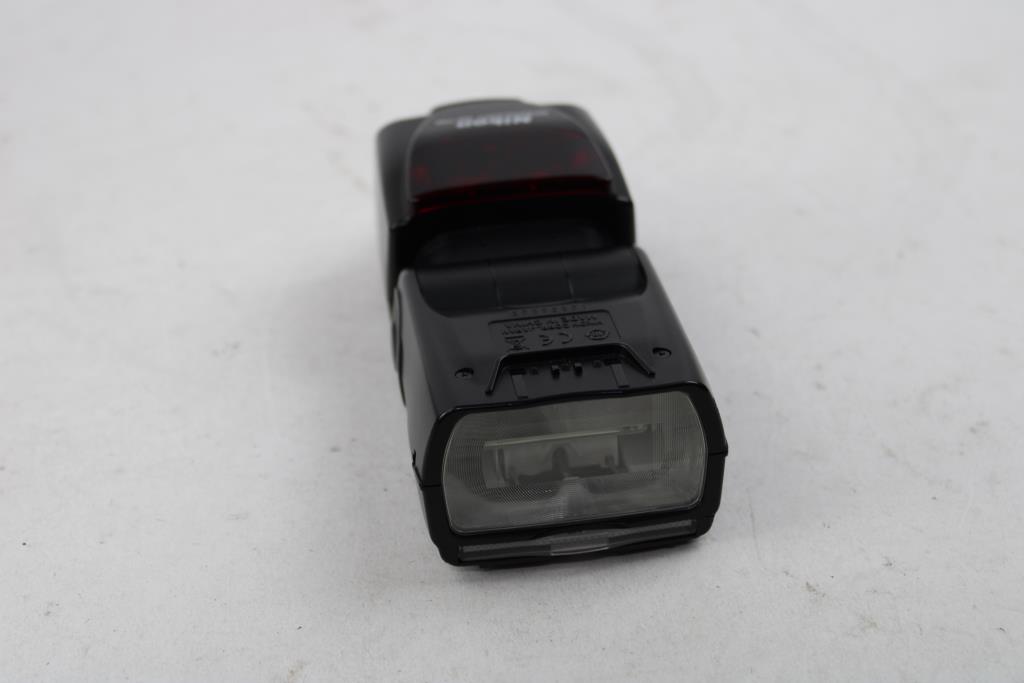 Nikon SB700 Speedlight Flash