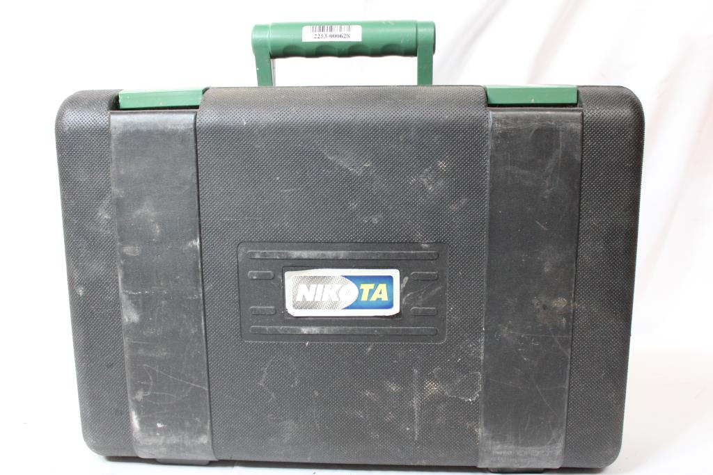 Nikota Heavy-duty Cordless Drill/Driver Kit
